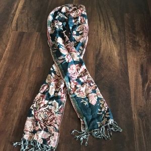 Beautiful floral scarf - one size fits all